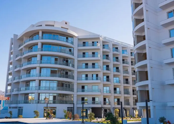 The Comfortable Palace Otel *